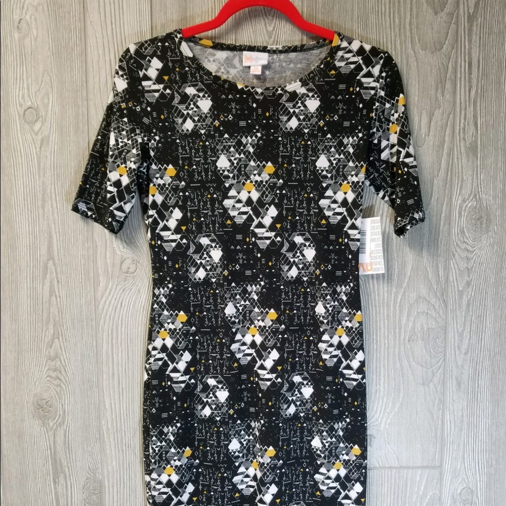 LuLaRoe XS Julia NWT